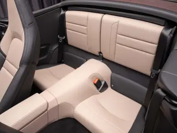 Porsche 911  992 Carrera Cabrio