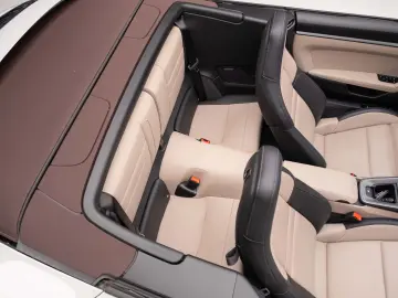 Porsche 911  992 Carrera Cabrio