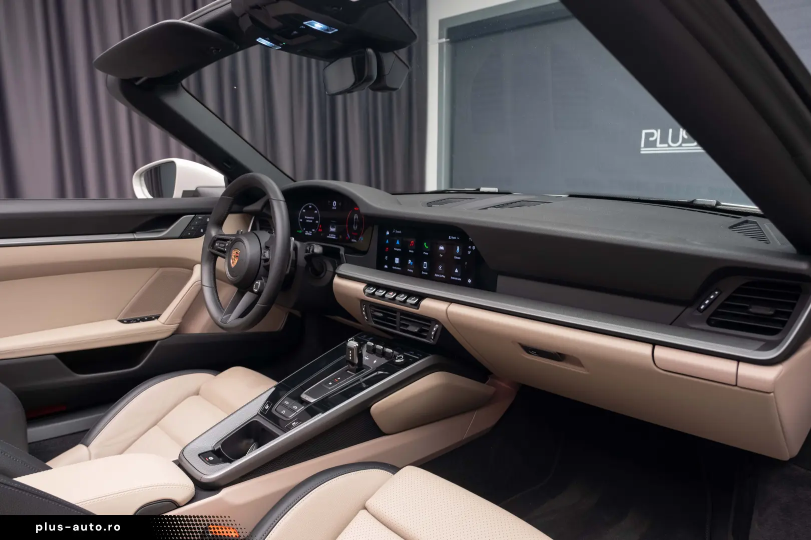 Porsche 911  992 Carrera Cabrio