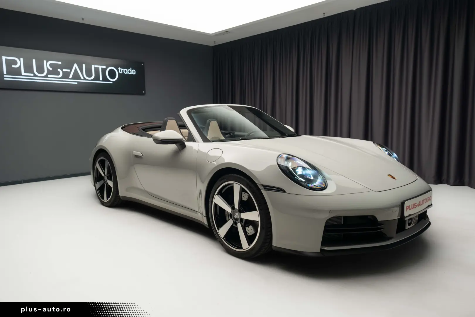 Porsche 911  992 Carrera Cabrio