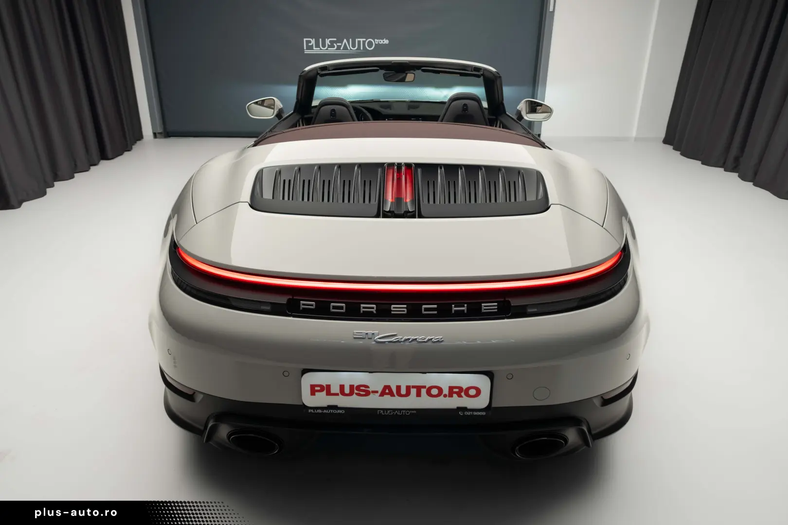 Porsche 911  992 Carrera Cabrio