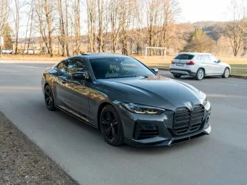 BMW M440i xDrive Coupe