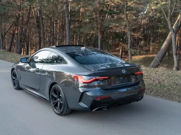 BMW M440i xDrive Coupe