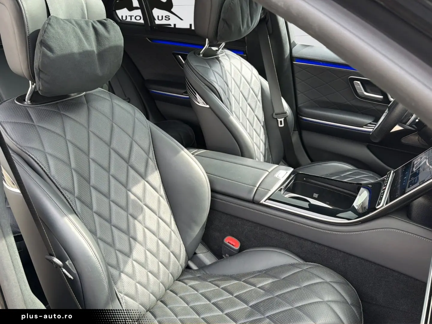 MERCEDES-BENZ 4Matic AMG Head-UP Burmester PANO Memory