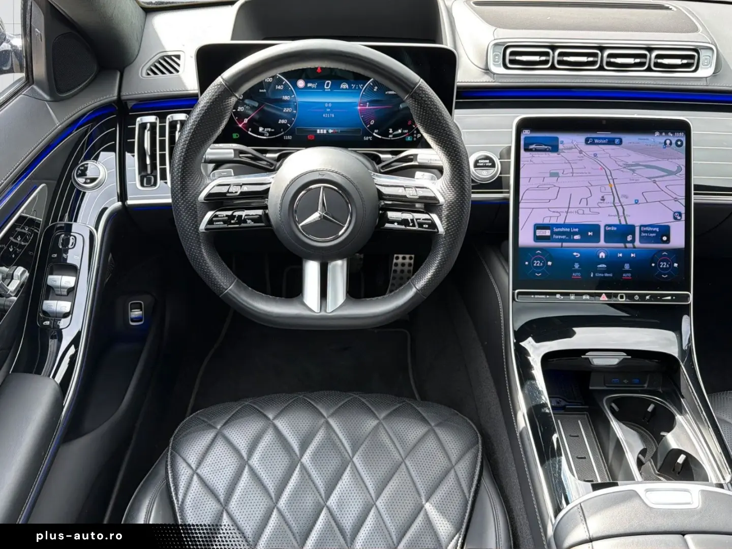 MERCEDES-BENZ 4Matic AMG Head-UP Burmester PANO Memory