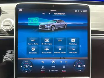 MERCEDES-BENZ 4Matic AMG Head-UP Burmester PANO Memory