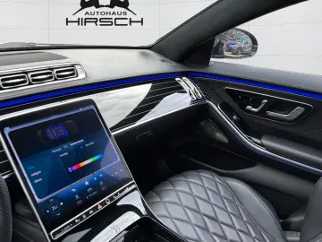 MERCEDES-BENZ 4Matic AMG Head-UP Burmester PANO Memory