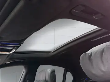 MERCEDES-BENZ 4Matic AMG Head-UP Burmester PANO Memory