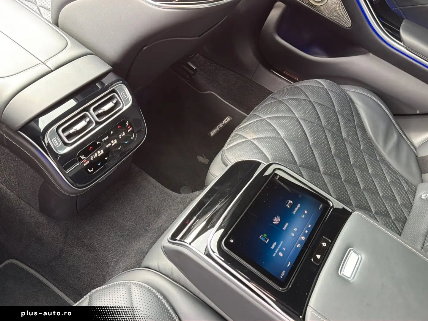 MERCEDES-BENZ 4Matic AMG Head-UP Burmester PANO Memory