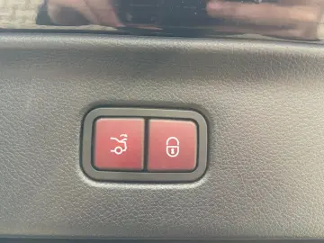 MERCEDES-BENZ 4Matic AMG Head-UP Burmester PANO Memory