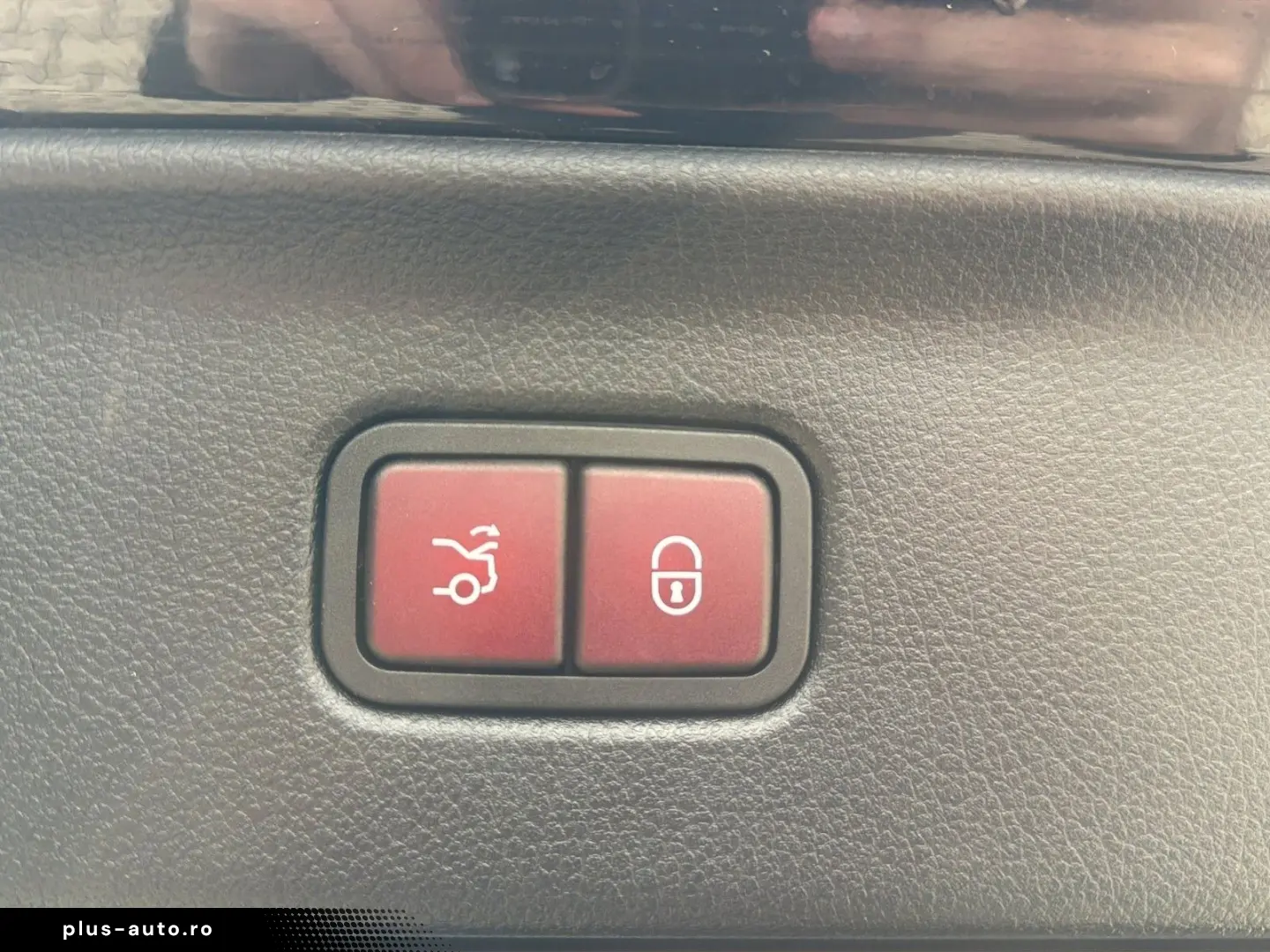 MERCEDES-BENZ 4Matic AMG Head-UP Burmester PANO Memory