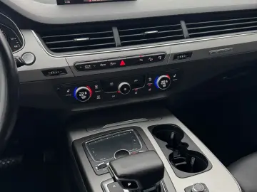 Audi Q7 2015 10 Quattro 3.0