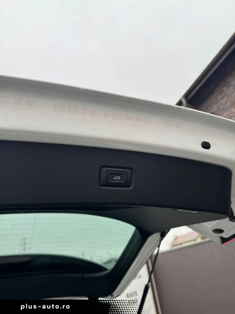 Audi Q7 2015 10 Quattro 3.0