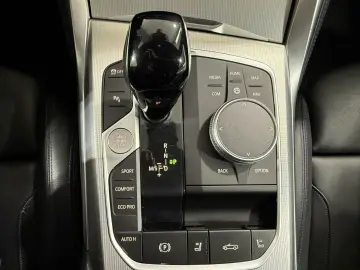 BMW M440i xDrive Cabrio AHK ACC RFK HUD HK Laser