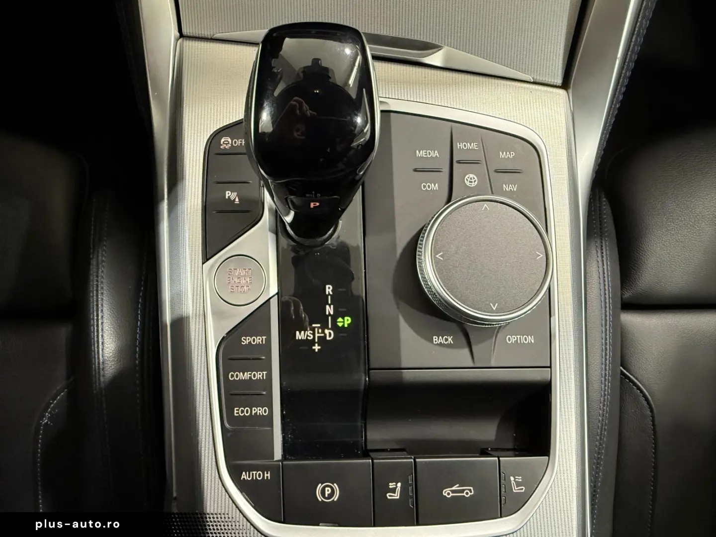 BMW M440i xDrive Cabrio AHK ACC RFK HUD HK Laser