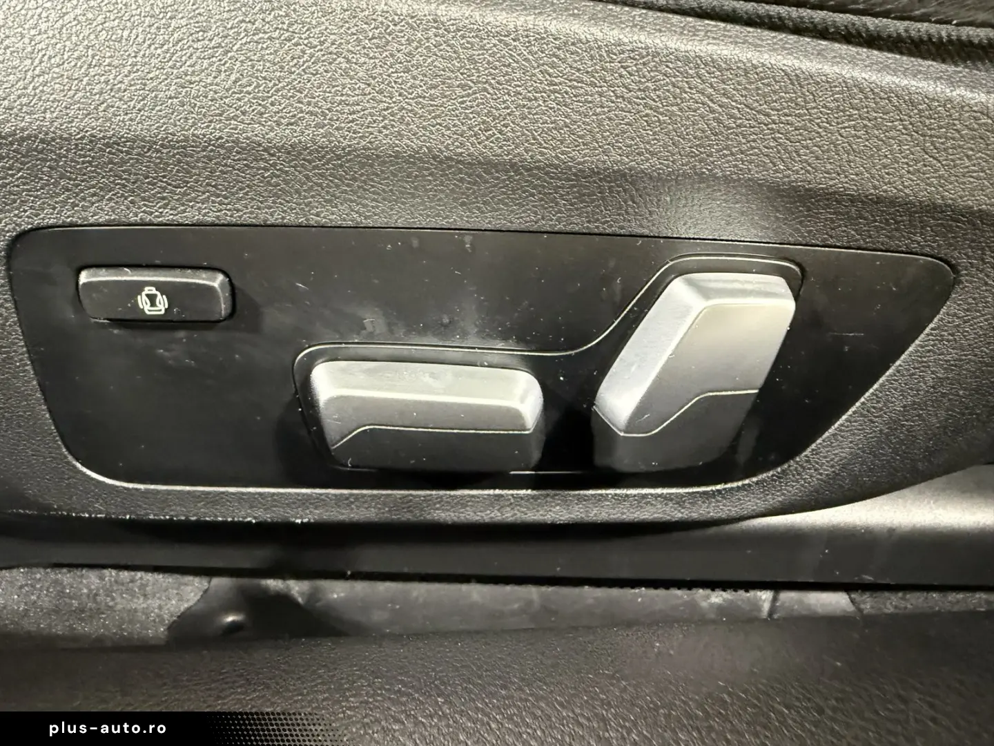 BMW M440i xDrive Cabrio AHK ACC RFK HUD HK Laser