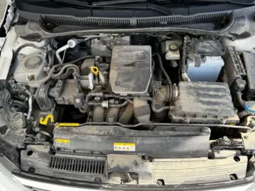 VOLKSWAGEN POLO 1.0 80CP Trendline