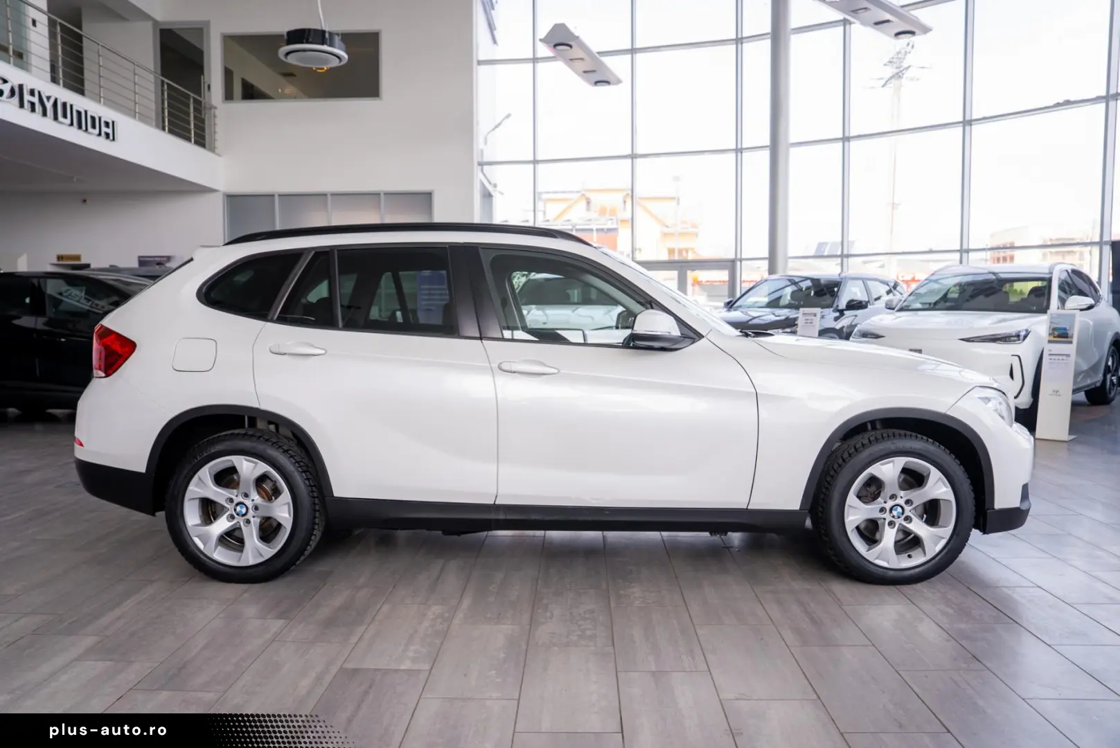 BMW iX1 2013 — imagine 5