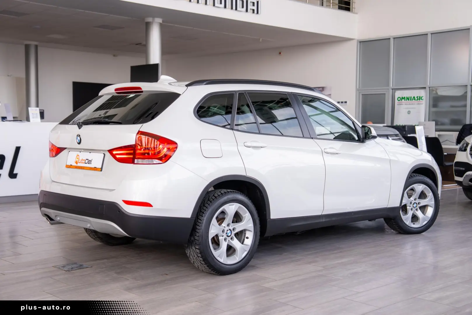 BMW iX1 2013 — imagine 8