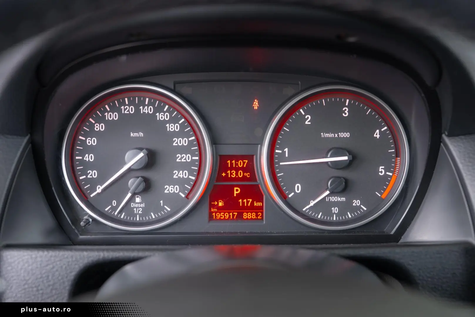BMW iX1 2013 — imagine 13
