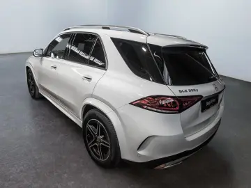 MERCEDES-BENZ GLE 300 d 4M AMG