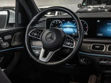 MERCEDES-BENZ GLE 300 d 4M AMG