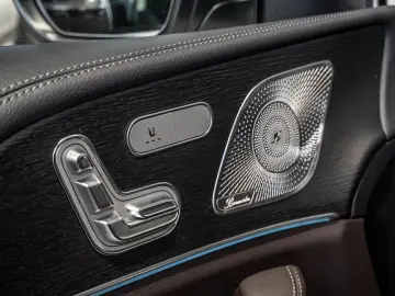 MERCEDES-BENZ GLE 300 d 4M AMG