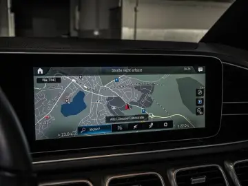 MERCEDES-BENZ GLE 300 d 4M AMG