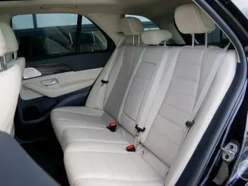 MERCEDES-BENZ GLE 350 de 4Matic Plug-in 320 PS AMG