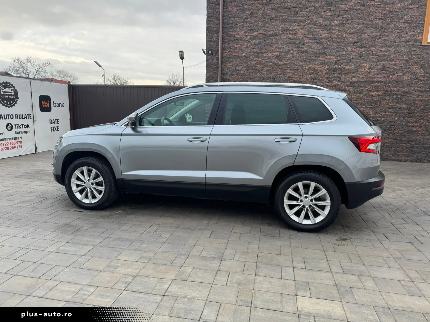 SKODA KAROQ 2017 12