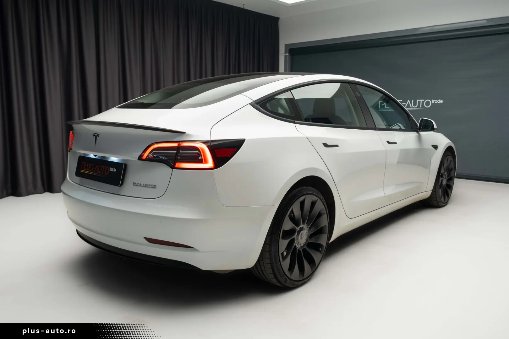 Tesla Model 3S Performance Dual Motors