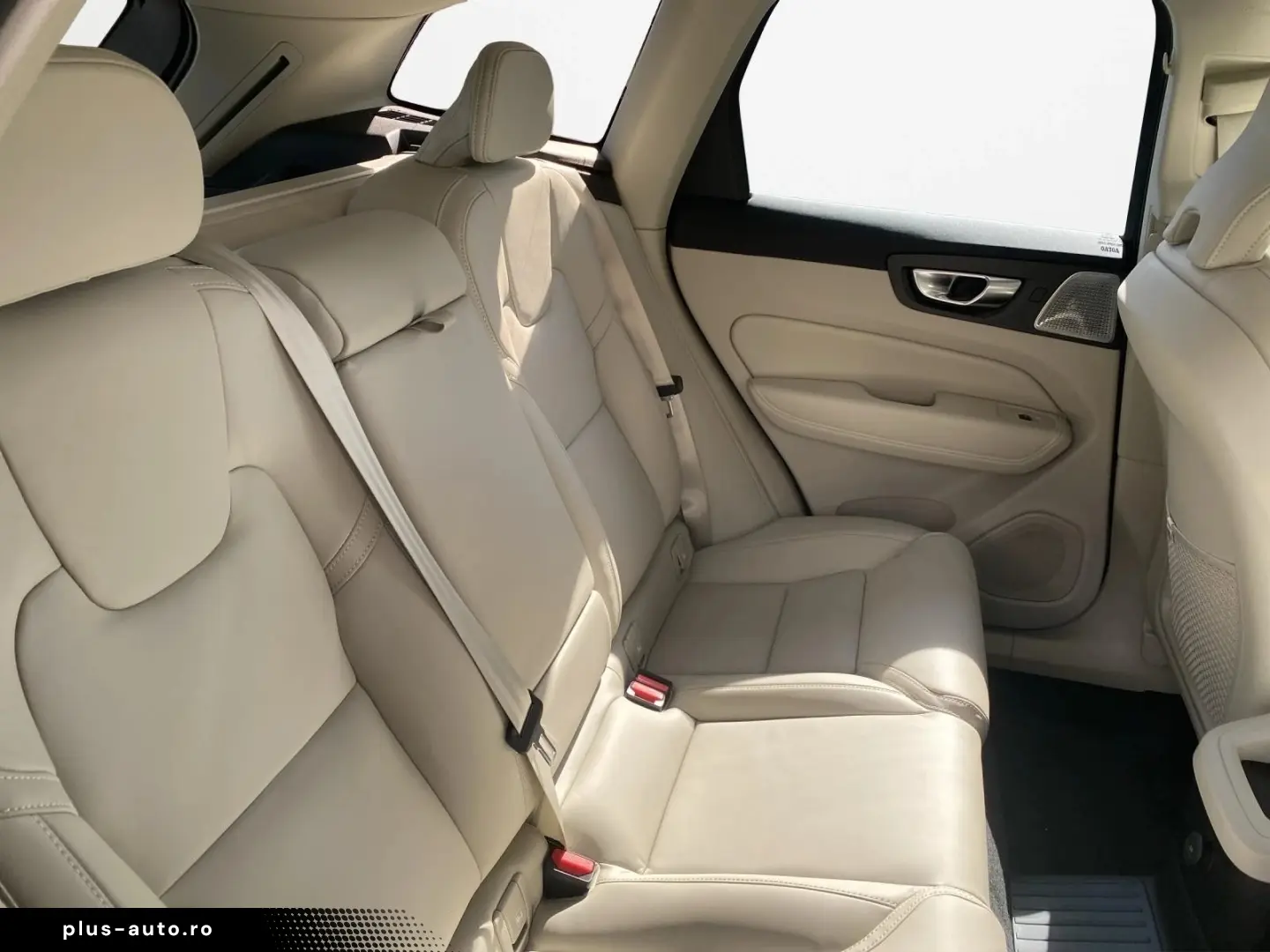 Volvo XC60 T8 Ultra Dark Facelift