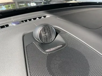 Volvo XC60 T8 Ultra Dark Facelift