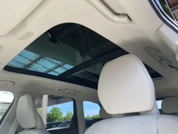 Volvo XC60 T8 Ultra Dark Facelift