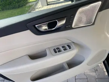 Volvo XC60 T8 Ultra Dark Facelift