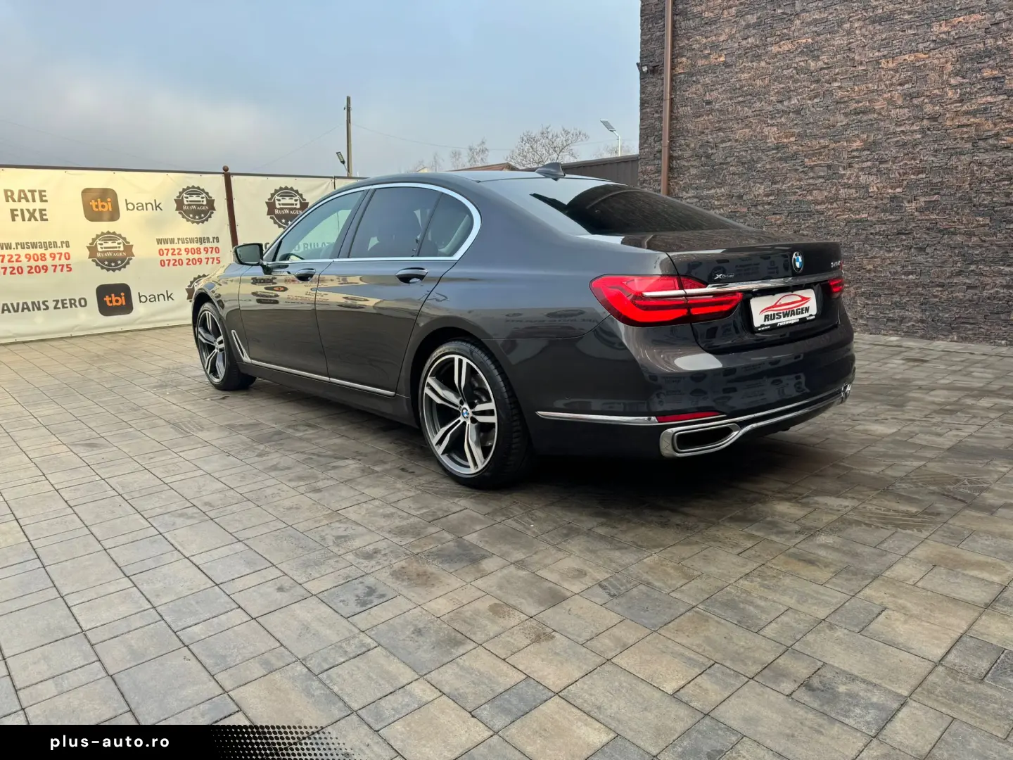 BMW 740 LONG 2016 11
