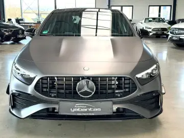 Mercedes-Benz A 35 AMG 4M Pano