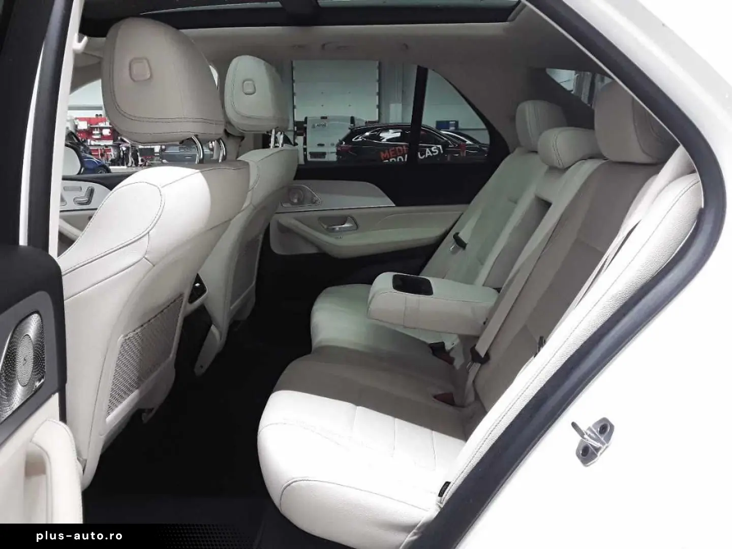 MERCEDES-BENZ GLE 300 d 4M-AMG AHK AssiPL PANO StHz