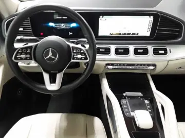 MERCEDES-BENZ GLE 300 d 4M-AMG AHK AssiPL PANO StHz