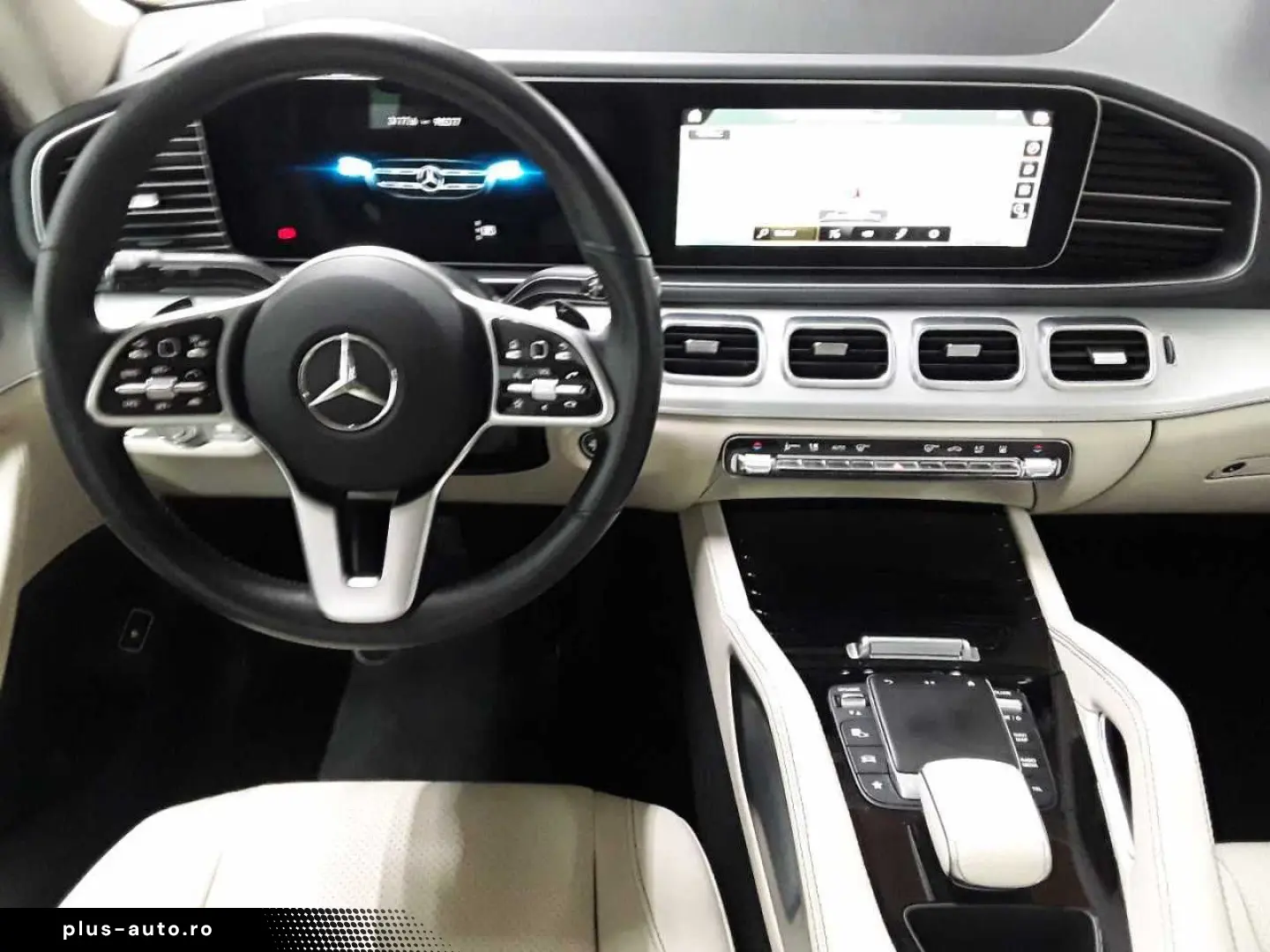 MERCEDES-BENZ GLE 300 d 4M-AMG AHK AssiPL PANO StHz