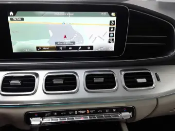 MERCEDES-BENZ GLE 300 d 4M-AMG AHK AssiPL PANO StHz