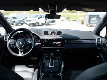 Porsche Cayenne Turbo