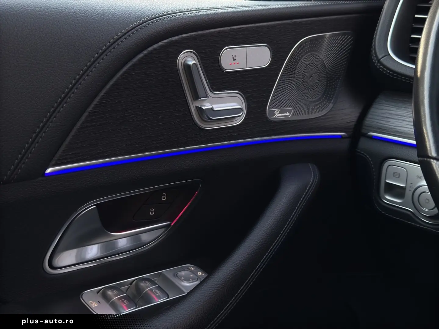 MERCEDES-BENZ GLE 350 de 4Matic AMG 360  PANO BUR Night AHK