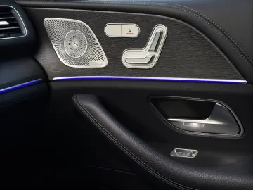 MERCEDES-BENZ GLE 350 de 4Matic AMG 360  PANO BUR Night AHK