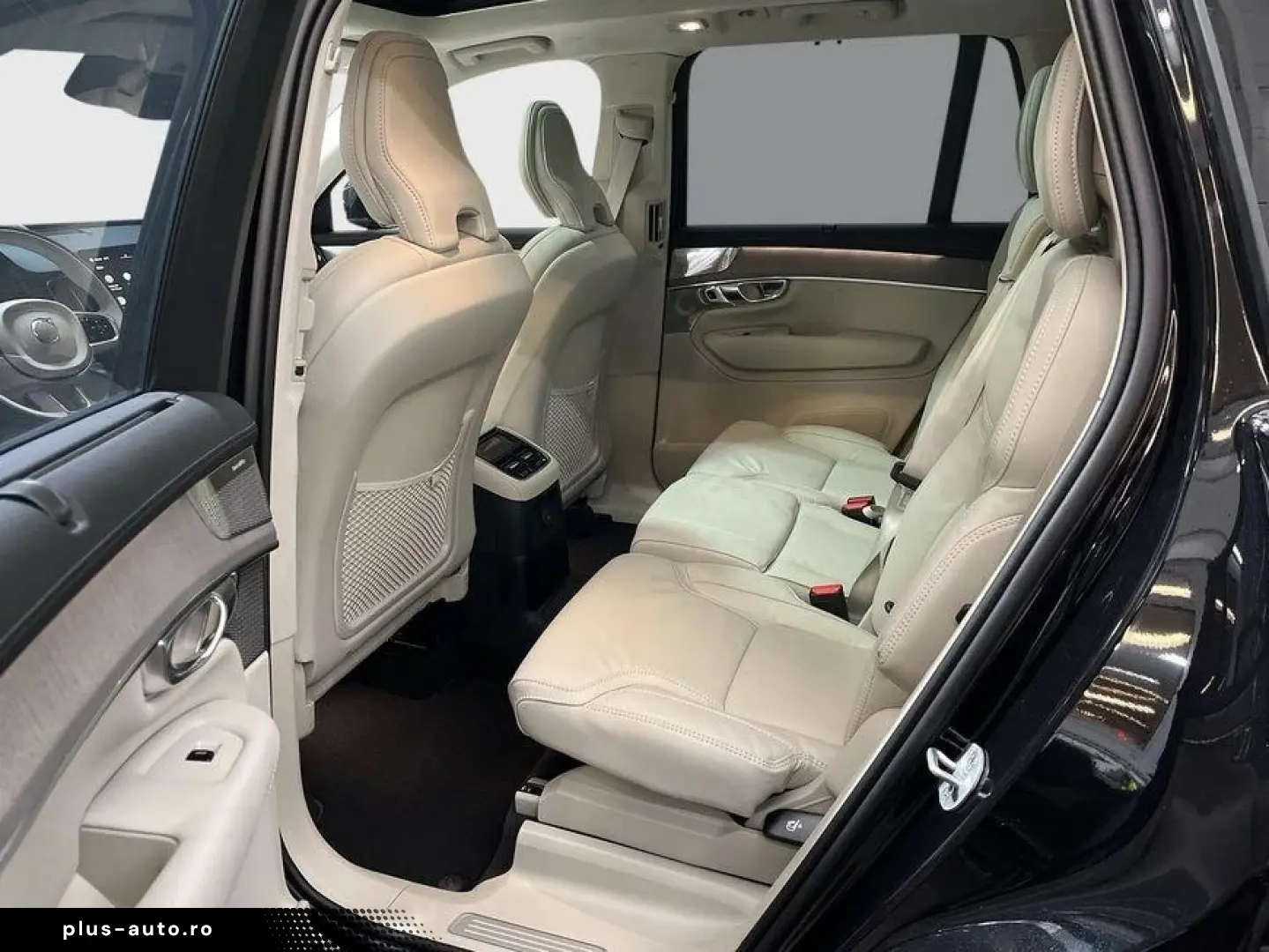 Volvo XC90 T8 AWD Plug-in Hybrid Ultra Bright