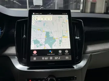 Volvo XC90 T8 AWD Plug-in Hybrid Ultra Bright