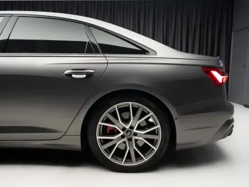 Audi S6 ➤ Matrix LED ➤ BANG OLUFSEN ➤ 360 ➤ Acc