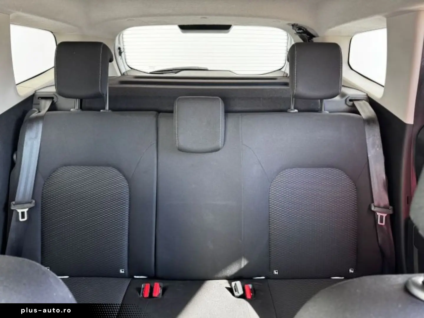 DACIA DUSTER 1.3 TCe 130CP Avantaj 4WD