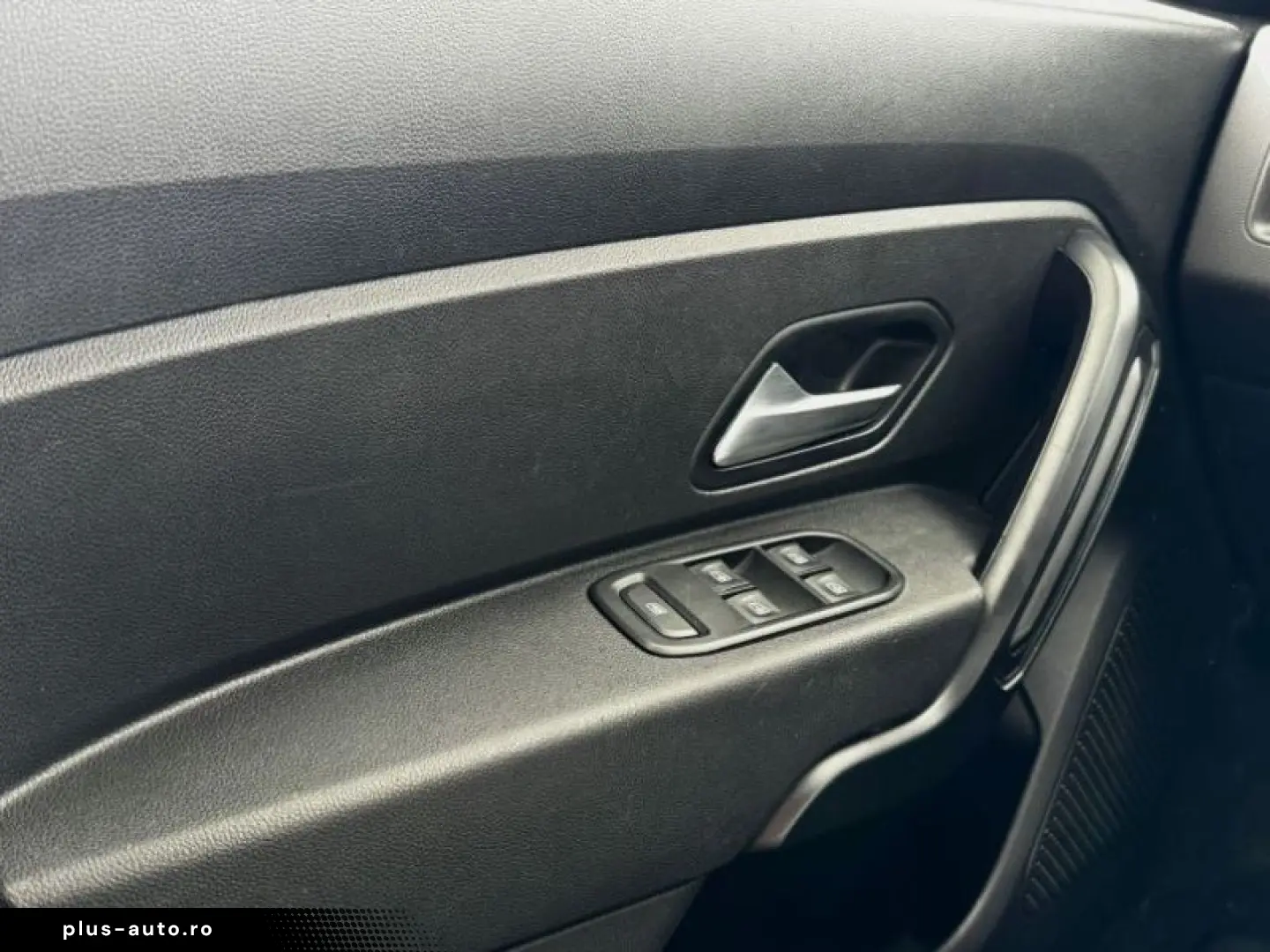 DACIA DUSTER 1.3 TCe 130CP Avantaj 4WD