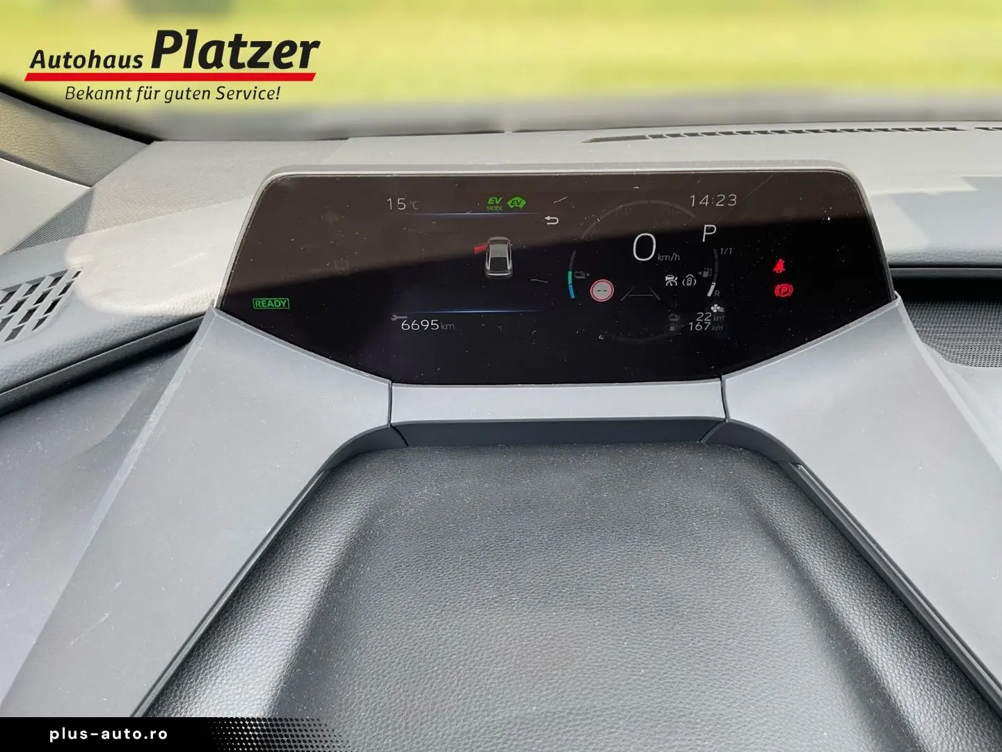 TOYOTA Prius 2.0 Plug-In Hybrid 5-trg Executive Navi LE